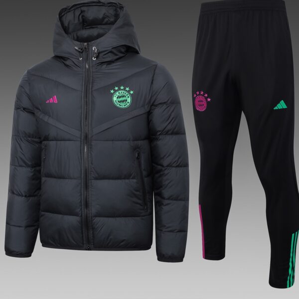 מעיל  בצבע שחור באיירן מינכן