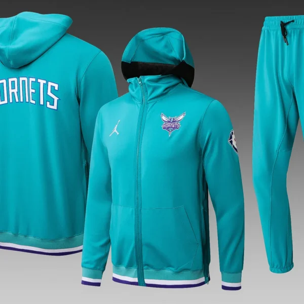 סווצרט ומכנס - שארלוט הורנטס